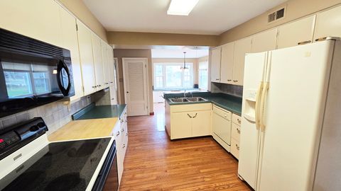 Tiny photo for 630 Short Street, Centralia, IL 62801 (MLS # 12585237)