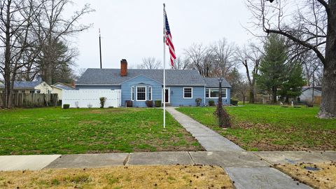 Photo of 630 Short Street, Centralia, IL 62801 (MLS # 12585237)