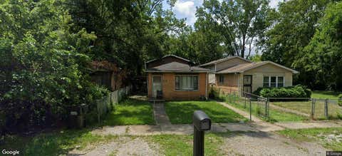 Photo of 3719 W 140th Place, Robbins, IL 60472 (MLS # 12702403)