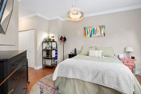 Tiny photo for 4150 N Kenmore Avenue #204, Chicago, IL 60613 (MLS # 12476462)