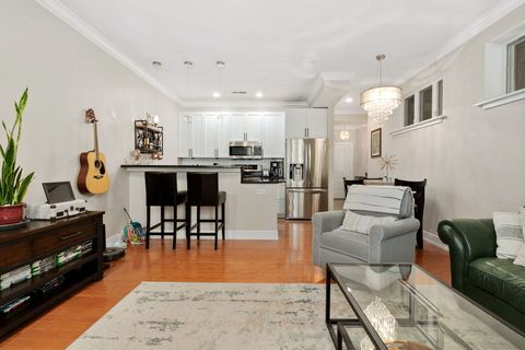 Tiny photo for 4150 N Kenmore Avenue #204, Chicago, IL 60613 (MLS # 12476462)