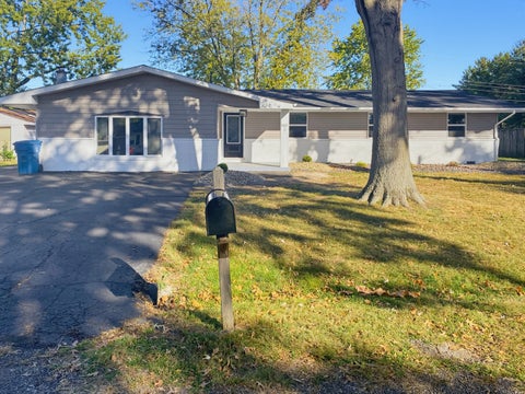 5 Bel Air Drive, Centralia, IL 62801 - #: 12779277