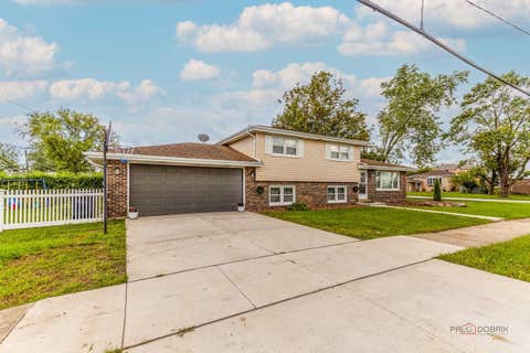 Photo of 8001 S Thomas Avenue, Bridgeview, IL 60455 (MLS # 12740379)