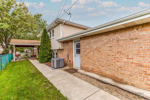 Tiny photo for 8001 S Thomas Avenue, Bridgeview, IL 60455 (MLS # 12740379)