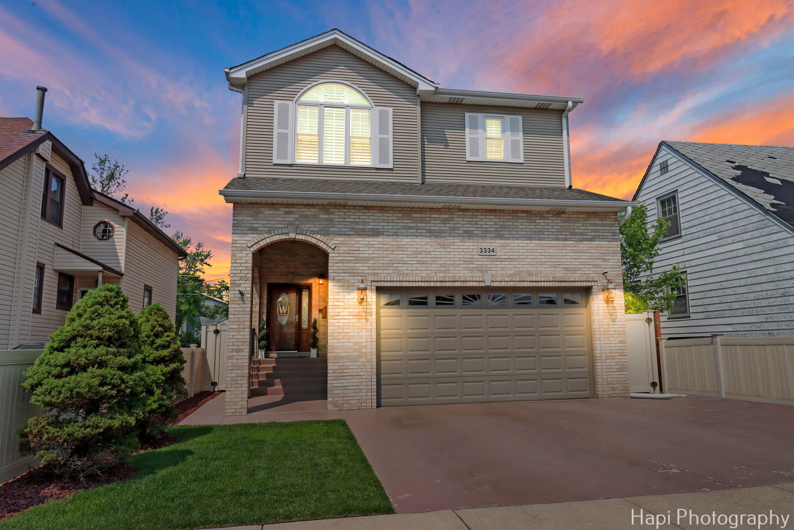 3334 N Odell Avenue