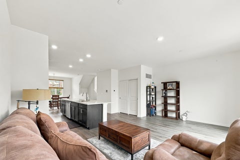 Tiny photo for 1209 Lakepointe Drive, Schaumburg, IL 60173 (MLS # 12759868)