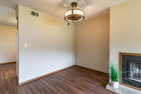 Tiny photo for 17490 W Chestnut Lane, Gurnee, IL 60031 (MLS # 12706296)