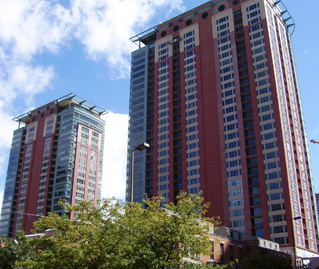 listing image 0