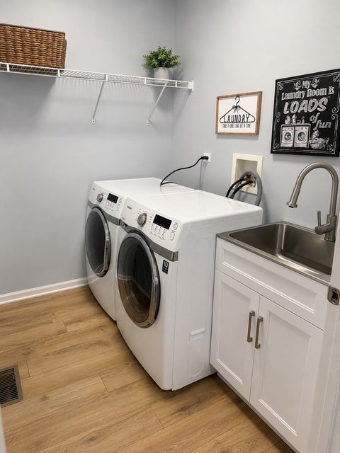 Tiny photo for 1121 Loganbury Court, Elgin, IL 60120 (MLS # 12776073)