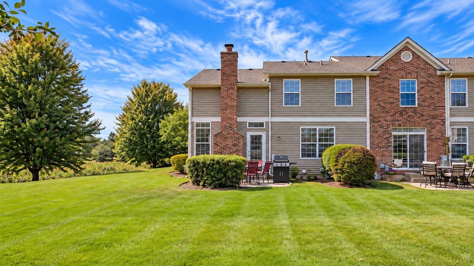 1121 Loganbury Court