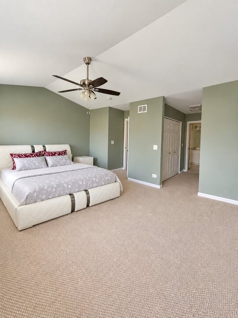 Tiny photo for 1121 Loganbury Court, Elgin, IL 60120 (MLS # 12776073)