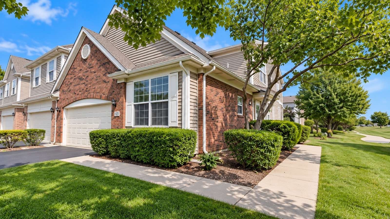 1121 Loganbury Court