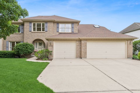 Photo of 6127 Tyrnbury Drive, Lisle, IL 60532 (MLS # 12658396)