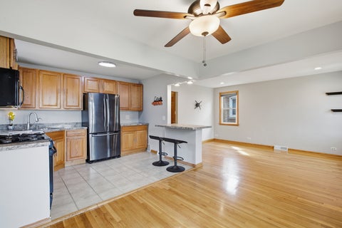 Tiny photo for 6005 S Mayfield Avenue, Chicago, IL 60638 (MLS # 12752114)
