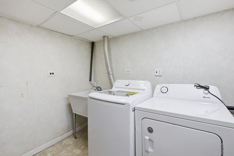 Tiny photo for 6005 S Mayfield Avenue, Chicago, IL 60638 (MLS # 12752114)