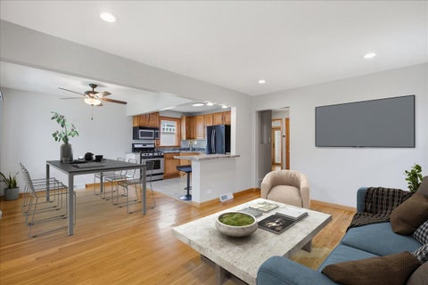 Tiny photo for 6005 S Mayfield Avenue, Chicago, IL 60638 (MLS # 12752114)