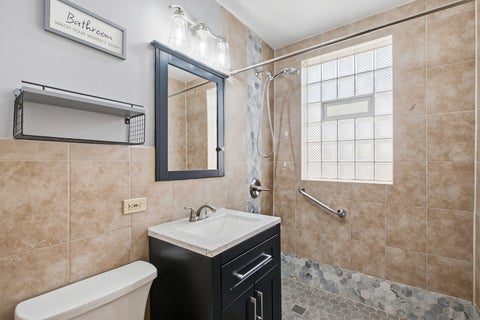 Tiny photo for 6005 S Mayfield Avenue, Chicago, IL 60638 (MLS # 12752114)