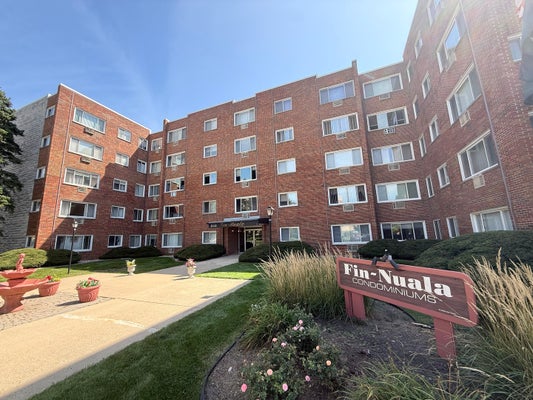 222 MADISON ST UNIT 405, JOLIET, IL 60435 - Image d8596206bdf6eeee7c9be32aaa5a1acb/3695407924