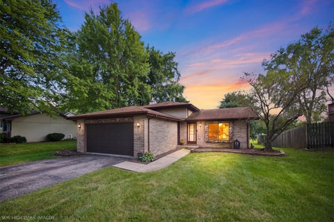 Photo of 2211 Jackson Branch Drive, New Lenox, IL 60451 (MLS # 12749839)