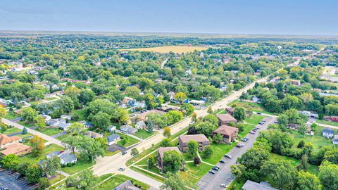 Tiny photo for 19380 Wolf Road #6, Mokena, IL 60448 (MLS # 12492071)