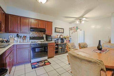 Tiny photo for 19380 Wolf Road #6, Mokena, IL 60448 (MLS # 12492071)