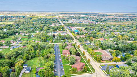 Tiny photo for 19380 Wolf Road #6, Mokena, IL 60448 (MLS # 12492071)