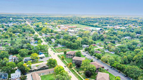 Tiny photo for 19380 Wolf Road #6, Mokena, IL 60448 (MLS # 12492071)