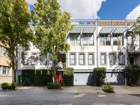 Photo of 507 N Ada Street, Chicago, IL 60642 (MLS # 12439648)