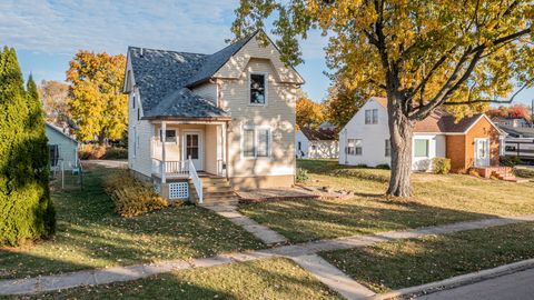 Tiny photo for 15 S Vernon Street, Princeton, IL 61356 (MLS # 12509710)