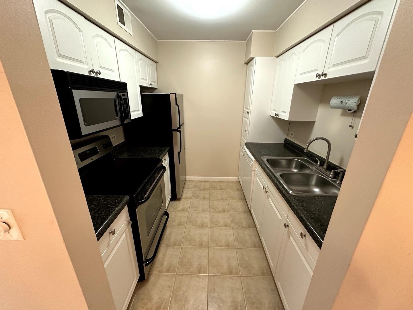 6165 Knoll Wood Road 41-204 - Photo 3