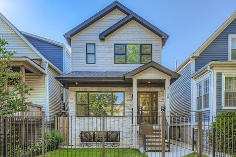 Photo of 3120 N Spaulding Avenue, Chicago, IL 60618 (MLS # 12550526)