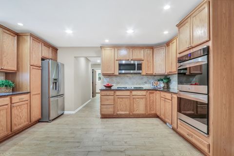 Tiny photo for 1856 Magnolia Avenue, Gurnee, IL 60031 (MLS # 12465331)