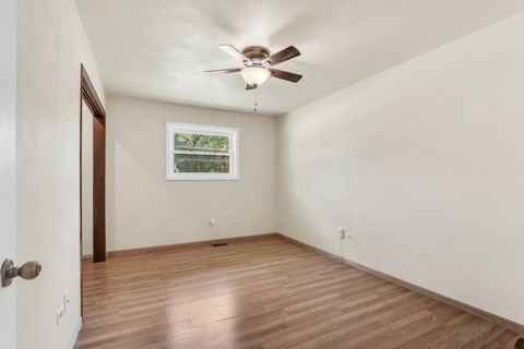 Tiny photo for 1856 Magnolia Avenue, Gurnee, IL 60031 (MLS # 12465331)