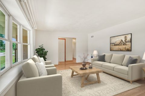 Tiny photo for 1856 Magnolia Avenue, Gurnee, IL 60031 (MLS # 12465331)