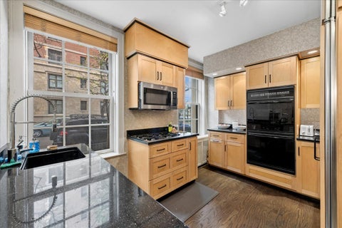 Tiny photo for 3750 N Lake Shore Drive #1D, Chicago, IL 60613 (MLS # 12722111)
