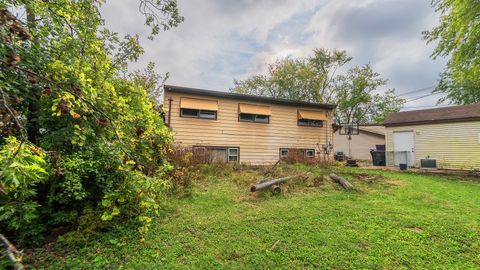 A home in Oak Forest