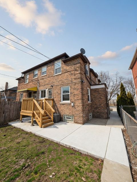 Tiny photo for 1813 N Mcvicker Avenue, Chicago, IL 60639 (MLS # 12583415)