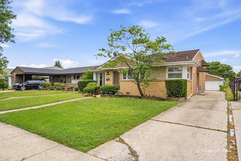 Tiny photo for 7349 W Breen Street, Niles, IL 60714 (MLS # 12659107)