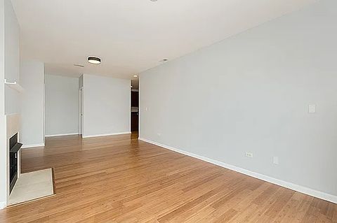 Tiny photo for 5300 N Lincoln Avenue #5C, Chicago, IL 60625 (MLS # 12589318)