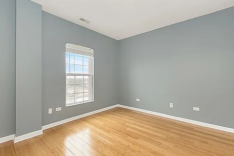 Tiny photo for 5300 N Lincoln Avenue #5C, Chicago, IL 60625 (MLS # 12589318)