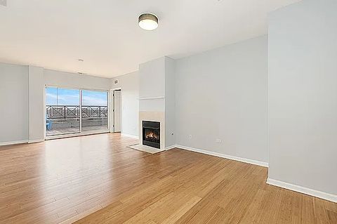 Tiny photo for 5300 N Lincoln Avenue #5C, Chicago, IL 60625 (MLS # 12589318)