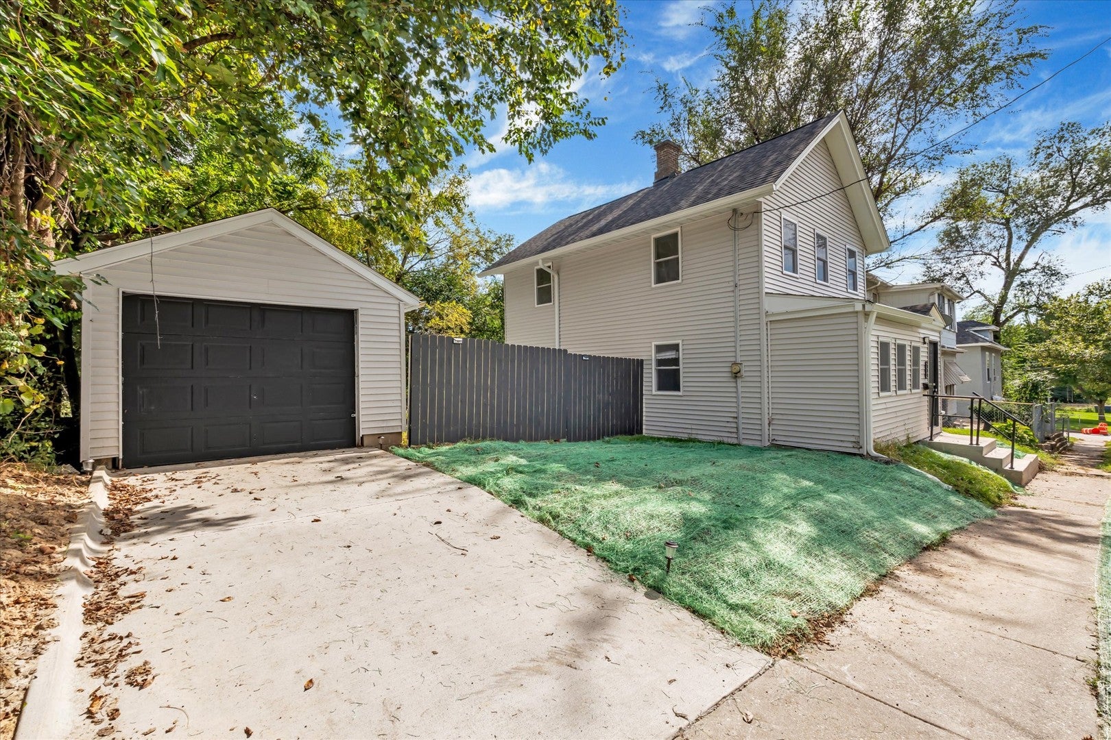 1111 Gaines Street