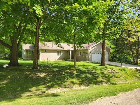 Tiny photo for 1 W Elmwood Drive, Putnam, IL 61560 (MLS # 12665919)