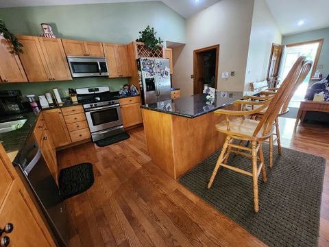 Tiny photo for 1 W Elmwood Drive, Putnam, IL 61560 (MLS # 12665919)