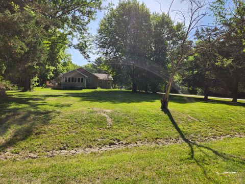 Tiny photo for 1 W Elmwood Drive, Putnam, IL 61560 (MLS # 12665919)
