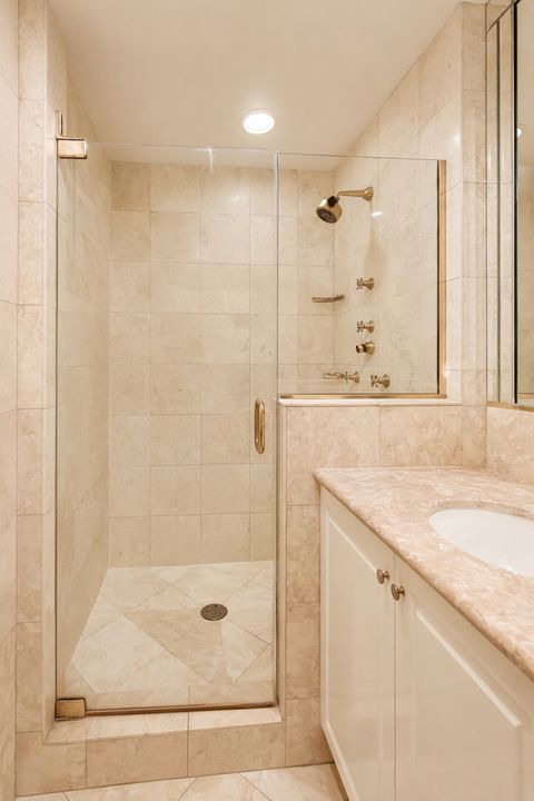 Tiny photo for 710 S Washington Avenue, Park Ridge, IL 60068 (MLS # 12575405)