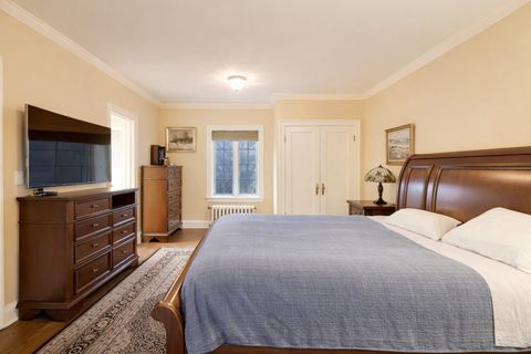 Tiny photo for 710 S Washington Avenue, Park Ridge, IL 60068 (MLS # 12575405)