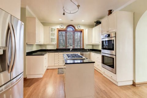 Tiny photo for 710 S Washington Avenue, Park Ridge, IL 60068 (MLS # 12575405)