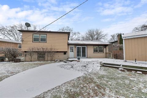 A home in Mount Prospect