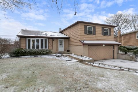 A home in Mount Prospect